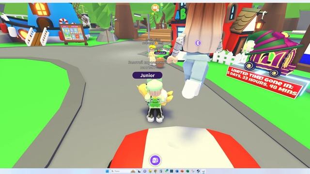 Играю в Roblox симулятор ? Adopt Me ?