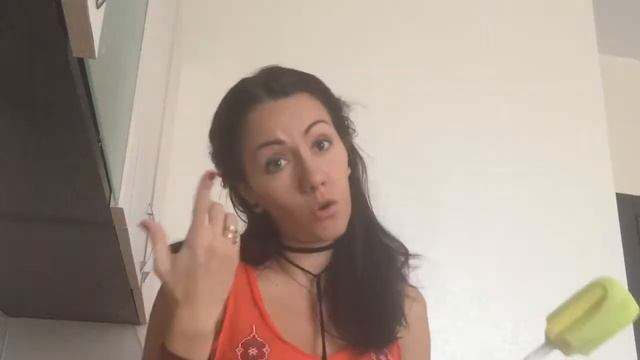Щетка для мытья детских бутылочек. Чем заняться в декрете. Чистить детские бутылочки. смотреть онлайн