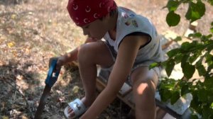 ШКОЛЬНИКИ ПОСТРОИЛИ ДОМ НА ДЕРЕВЕ ЗА 1000$ #домнадереве #строимсами #крутойботан