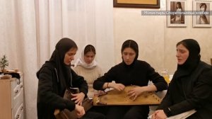 ВОЛЬНОМУ  ВОЛЯ,  СИЛЬНОМУ  КРЕСТ. Поют сестры Среднеуральского женского монастыря.