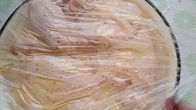 КУРИНЫЕ КРЫЛЫШКИ в очень вкусном соусе смотреть онлайн