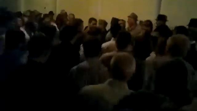 Почтенные и уважаемые Мюриды Митаевцы в едином джама1ате исполняют Зикр Устаза, Великого Шейха смотреть онлайн