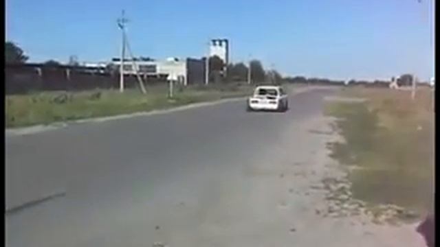 запорожец с двигателем от yamaha r1.flv смотреть онлайн