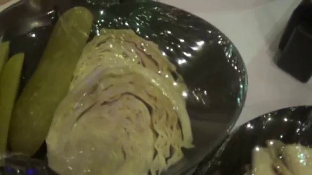 Испорченные продукты на новогоднем ужине в Тайланде. смотреть онлайн