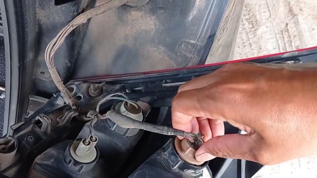 Cara Mengganti Bulb Lamp/Bola Lampu Stop Honda Freed смотреть онлайн