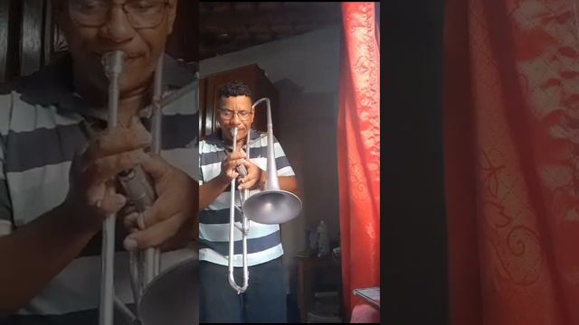 baixo de trombone hino 205 смотреть онлайн