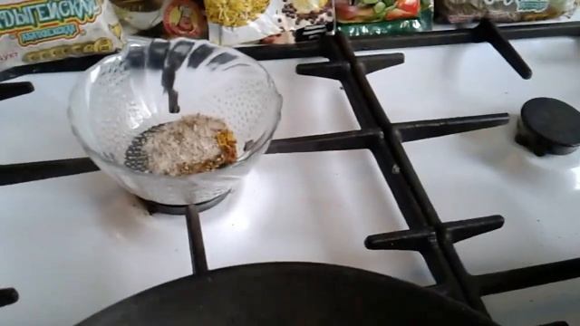 Грибы опята жареные под соусом как бешамель. смотреть онлайн