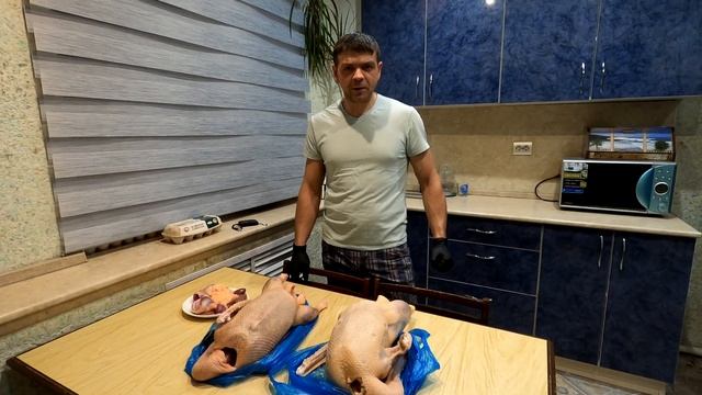 Забой гуся в 5 месяцев. Конечный результат выращивания гуся. Жизнь в деревне. смотреть онлайн