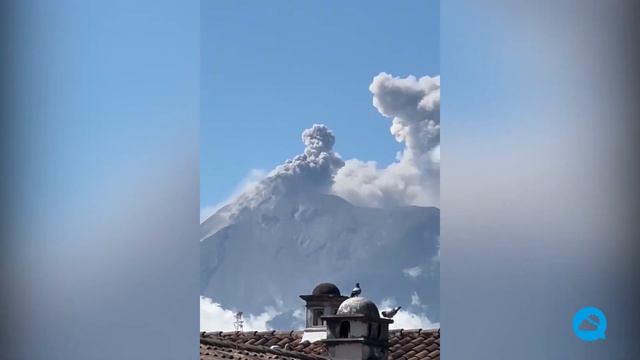 Impressive images of the Volcán de Fuego in Guatemala смотреть онлайн