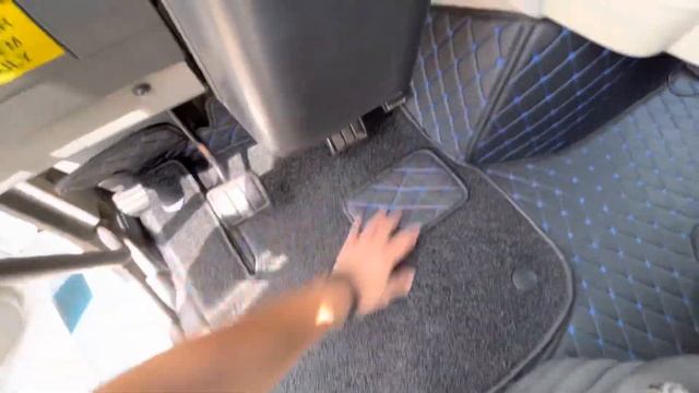 3D Коврики из экокожи на грузовики. Коврики из экокожи для VOLVO VNL смотреть онлайн