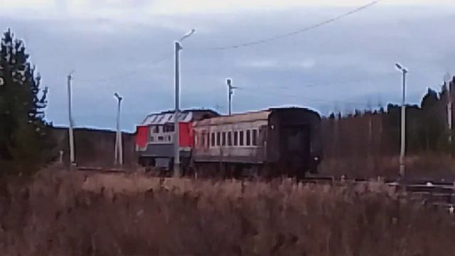 тэп-70-0258 с пригородным поездом отправляется с 1 пути со станции ивдель смотреть онлайн