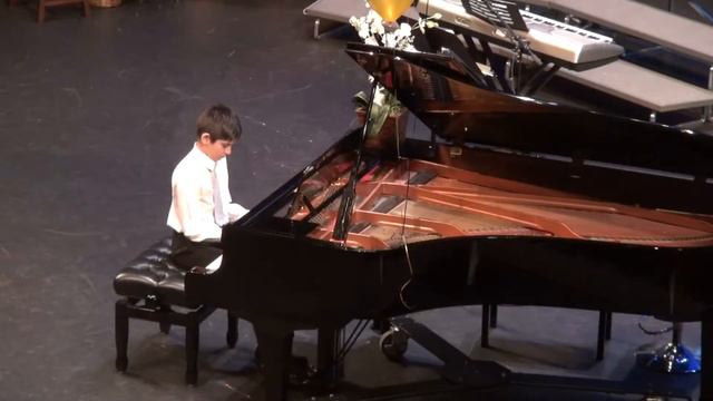 2017 - 30. Tumbalalaika - LT Piano Performance смотреть онлайн