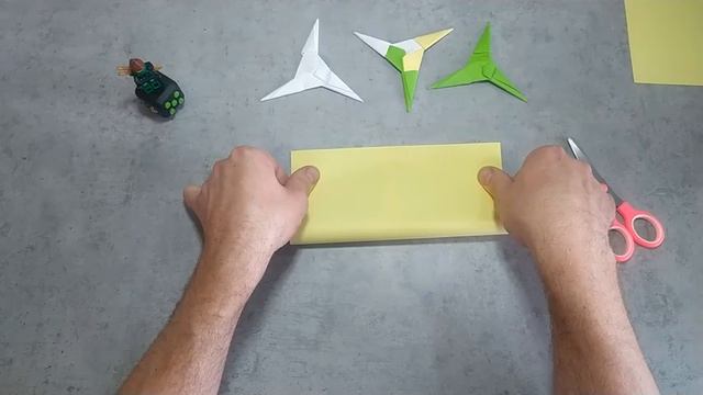 Трехконечная звезда Сюрикен из бумаги#Three-pointed star shuriken#Origami star смотреть онлайн