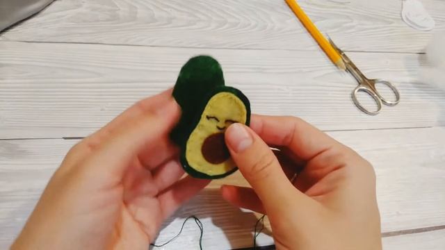 DIY Авокадо - заколочка из фетра смотреть онлайн
