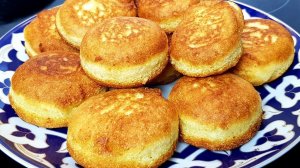 Кефир + Манка  Вкуснее этих Оладушек я еще не пробовала! Век живи ВЕК учись!