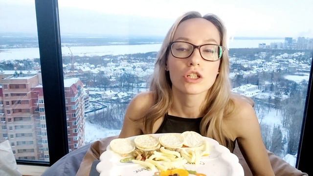 Мукбанг(2Часть)😋 Родители,которые не отпускают от себя своих детей😱😭 смотреть онлайн