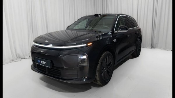Аренда LiXiang L6 в Москве от FRANK AUTO