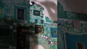 Удаление старой термопасты с процессора с помощью спирта