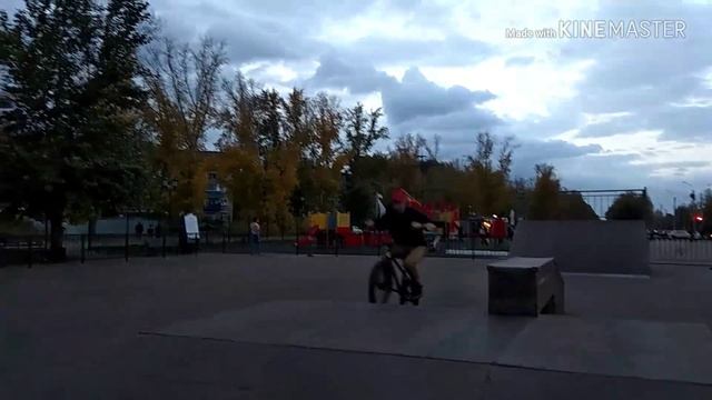 Падения и трюки на бмх STR смотреть онлайн