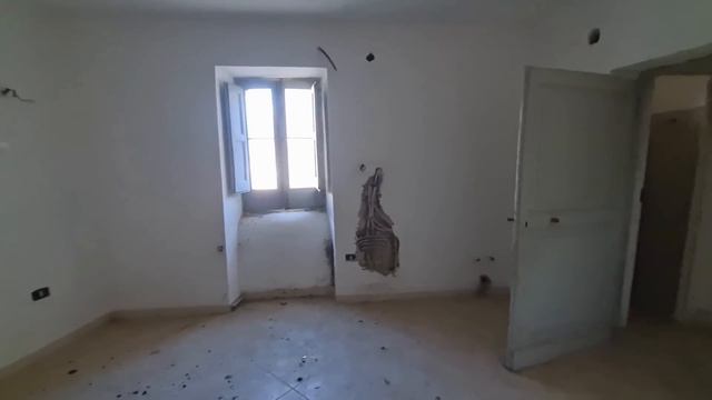 Beautiful townhouse with many features (Abruzzo, Italy) смотреть онлайн