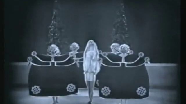 Alla Nazimova dances the Dance of the Seven Veils in Salome (1923) смотреть онлайн