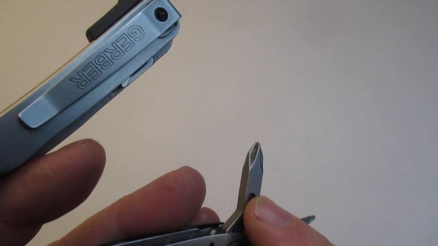 Gerber's Best Small Multi-Tool  Gerber Octane!