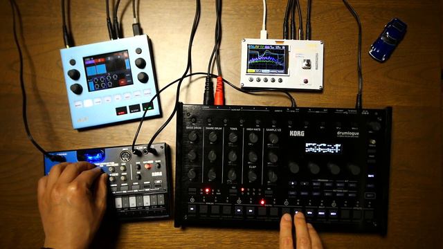 Techno Jam #15: Korg Volca Nubass, Drumlogue, NTS-2 Oscilloscope, 1010music Bluebox