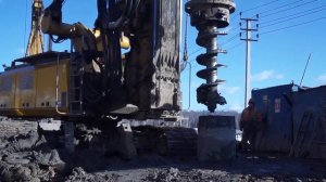 Буровая установка Bauer BG 36 бурение с обсадной трубой