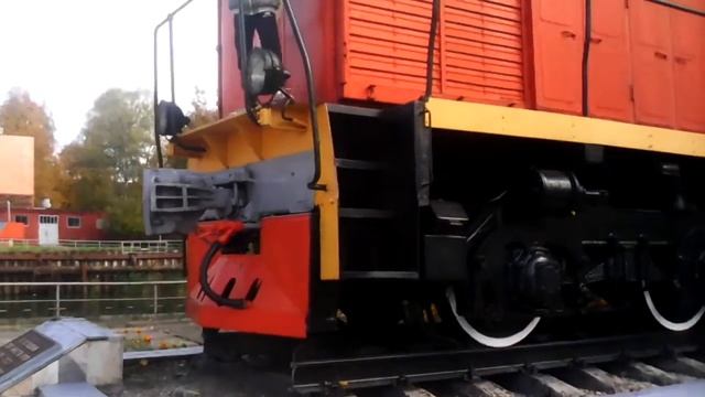 Тепловоз и ешо локомобиль я был в [ праздник День машиностроителя ] смотреть онлайн