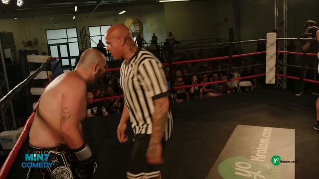 Alex Stein's CONTROVERSIAL Boxing Debut vs Harrington | Carnival of Combat смотреть онлайн