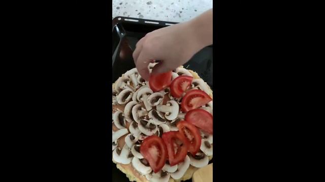 Полезная пицца из цветной капусты смотреть онлайн