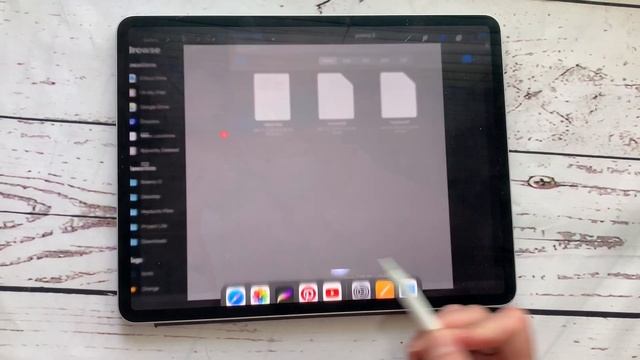 Add Fonts to Procreate | Procreate Tutorial: How to add new fonts to procreate EASY! смотреть онлайн