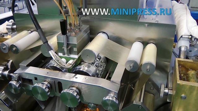 Bed - equipment for capping and screwing lids Pharma-manager.com смотреть онлайн