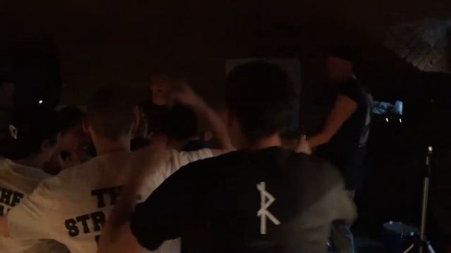 Нервный Срыв - Real Deal Old School Bar, St. Petersburg 20.10.12 смотреть онлайн