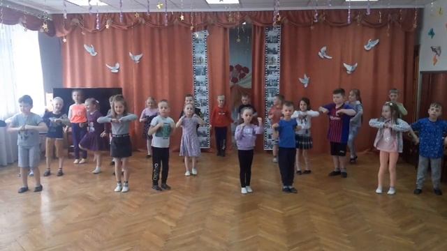 парный танец в старшей группе "Чаму ж мне ня пець" смотреть онлайн