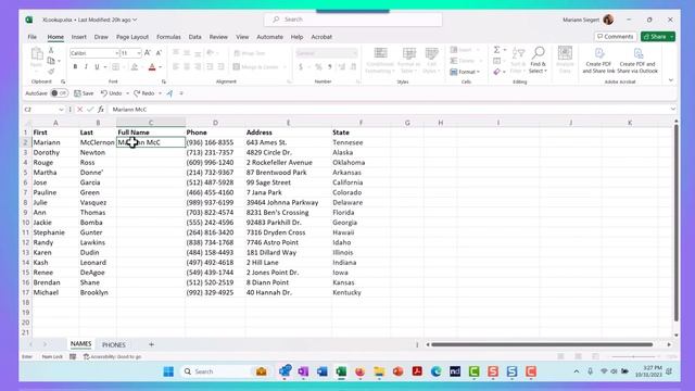 Excel AI - How To EASILY Combine First And Last Name Together In Excel Using Excel FlashFill!