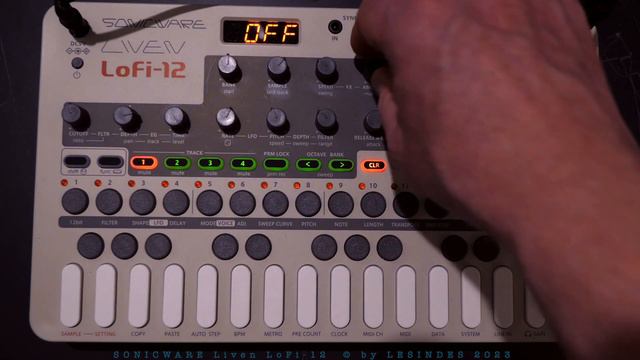 Sonicware Liven LoFi-12 // TWEAKING FACTORY PATTERNS