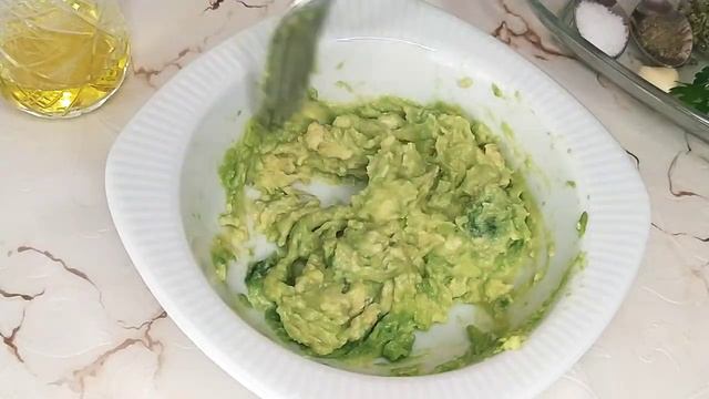 ЗАКУСКА ИЗ АВОКАДО простая и очень вкусная. #простовкусно смотреть онлайн