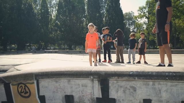 COURS DE PARKOUR ENFANTS À PARIS смотреть онлайн