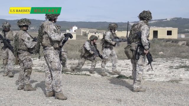 U.S. Marines Western Infantry School conducting urban close combat training at the Range смотреть онлайн