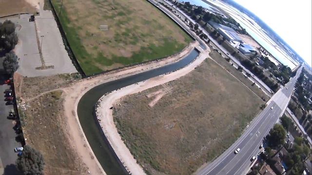 Flight of my JJR/C JJPRO X5 "EPIK" 5G Drone 06-17-19 (1080p) (3) (Sans landing sprigs*) смотреть онлайн