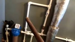 Установка накопительной ёмкости с насосной станцией для водоснабжения квартиры или дома