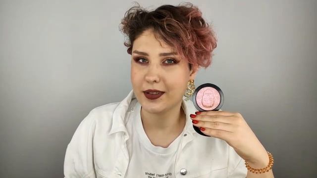Итоги осени 2022. Небольшая подборка косметики | Catrice, ManlyPro, KVD, LimeCrime и другое смотреть онлайн