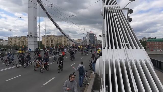 Московский Велопарад 28.05.2017 смотреть онлайн