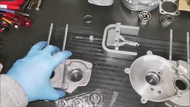 Motorized Bicycle Crankcase: Bearing Removal and Installtion смотреть онлайн