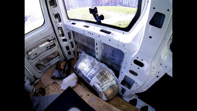 Как я разбирал и делал шумоизоляцию салона микроавтобуса смотреть онлайн