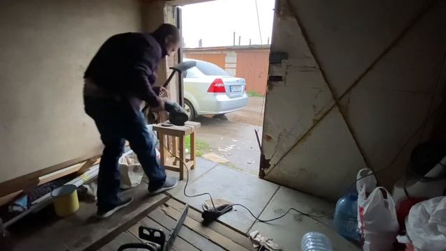 Заточка лопаты Fiskars своими руками. смотреть онлайн