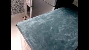 Окраска подоконника латексной краской/the color of the sill with latex paint