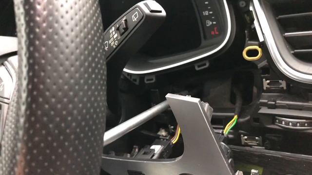 How to remove Audi Virtual Cockpit 2020 explained LCD Instrument Cluster смотреть онлайн