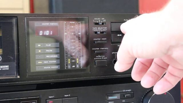 Luxman K-112 Stereo Cassette Deck Demonstration смотреть онлайн